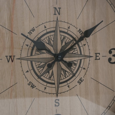 Zegar ścienny loftowy z różą wiatrów na bloczku retro loft 74 cm